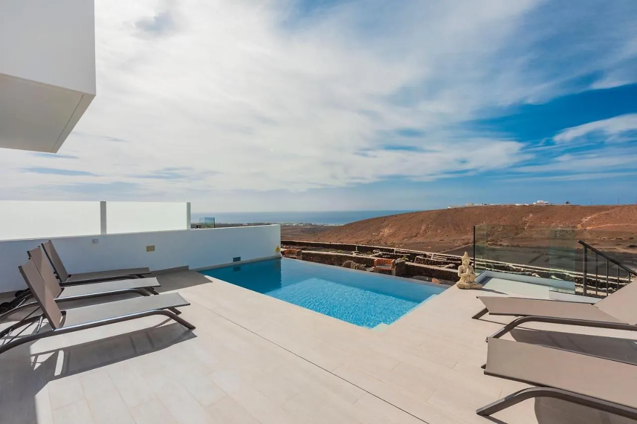 Villa Pitaya ティアス